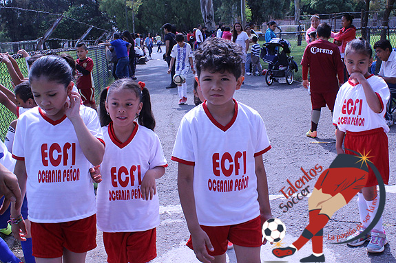 ¡Estrena armadura Escuela Comunitaria de Futbol Infantil Oceanía Peñón…! TV